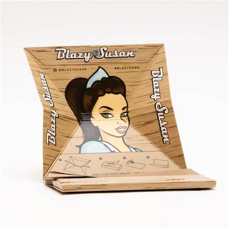 Blazy Susan - Brown (Unbleached), Deluxe Rolling Kit- King Size Slims (Papers, Tips & Tray)